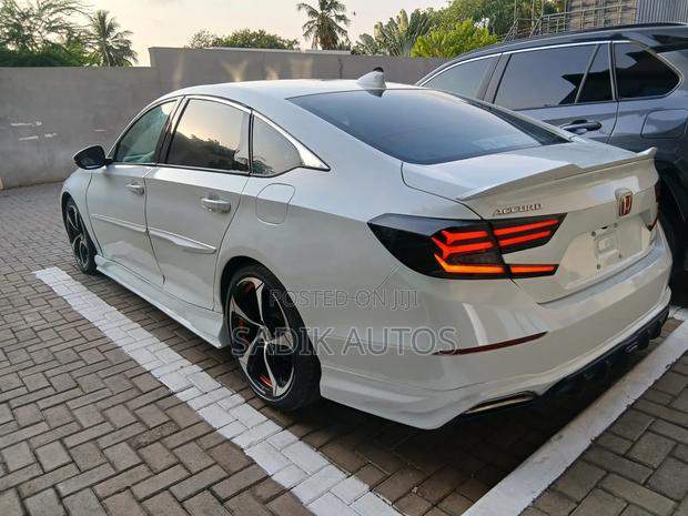 Honda Accord Sport (1.5L 4cyl Turbo CVT) 2019 White