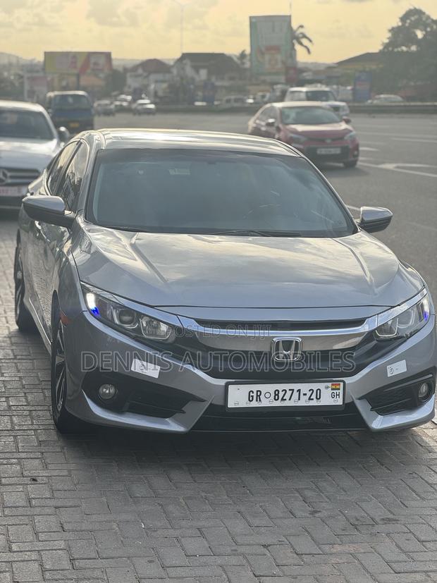 Honda Civic LX 4dr Sedan (2.0L 4cyl) 2017 Gray