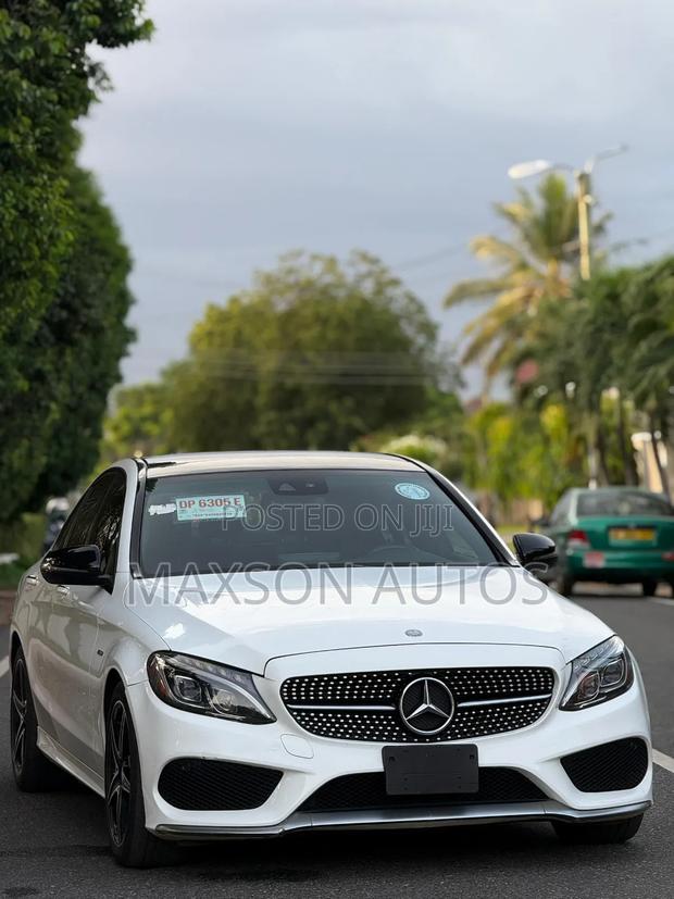 Mercedes-Benz C450 2016 White