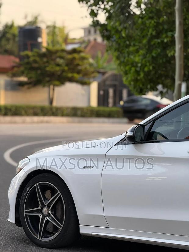 Mercedes-Benz C450 2016 White