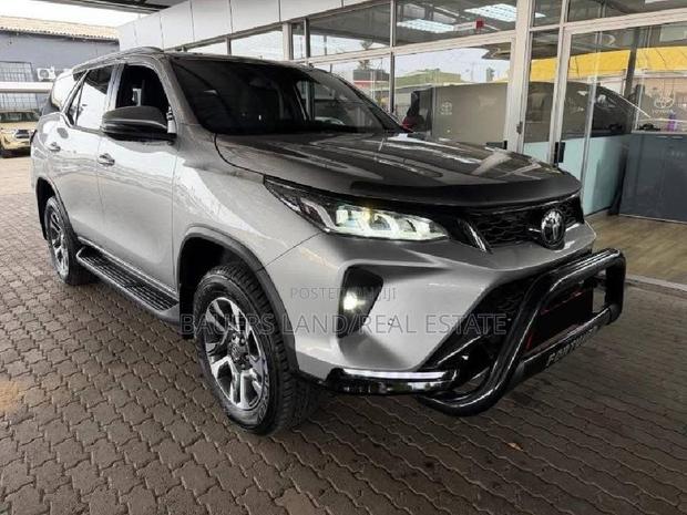 New Toyota Fortuner 2025