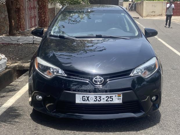 Toyota Corolla LE 4dr Sedan (1.8L 4cyl CVT) 2015 Black