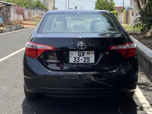 Toyota Corolla LE 4dr Sedan (1.8L 4cyl CVT) 2015 Black
