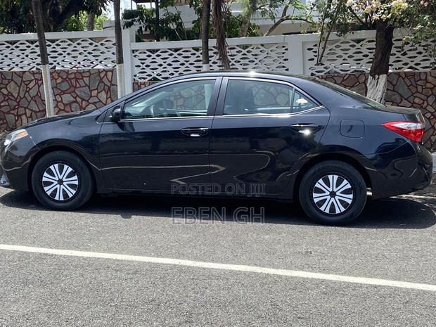 Toyota Corolla LE 4dr Sedan (1.8L 4cyl CVT) 2015 Black