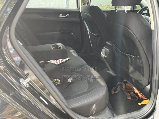 Kia K5 2.0 2021 Black