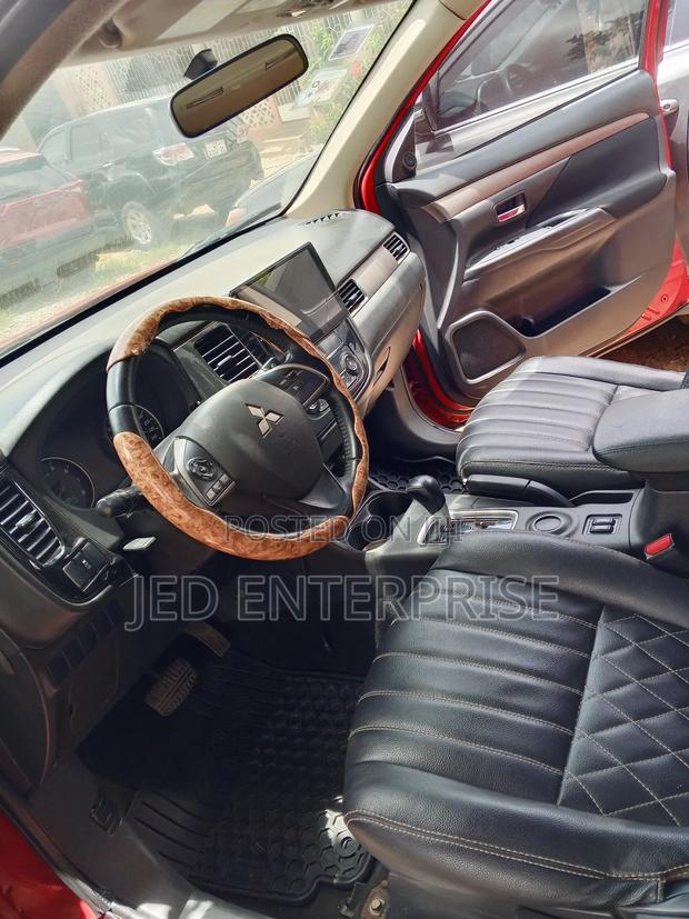 Mitsubishi Outlander 2014 Red