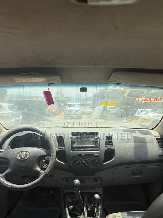 Toyota Hilux Surf 2.7 SSR 2007 Gray