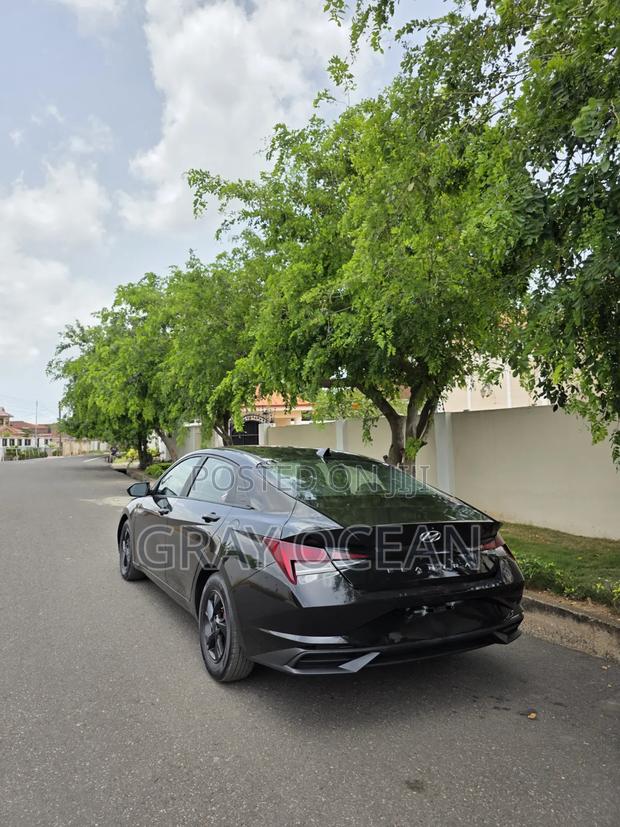 Hyundai Elantra SEL 2021 Black