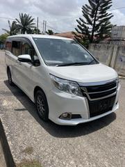 Toyota Esquire 2015 White for sale