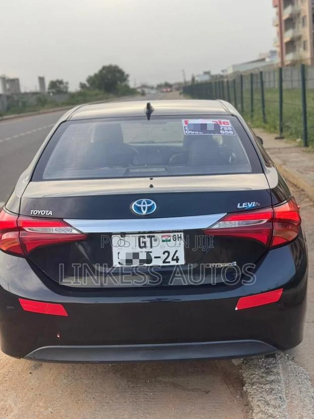 Toyota Corolla LE (1.8L 4cyl 2A) 2018 Black