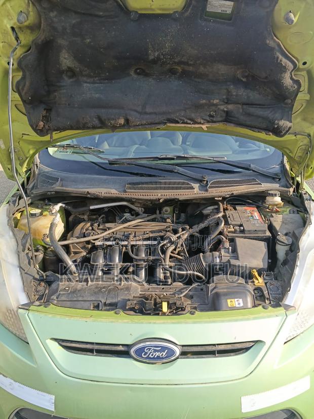 Ford Fiesta SE Hatchback 2011 Green