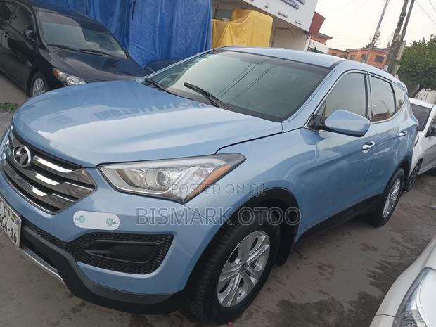 Hyundai Santa Fe 2014 Blue
