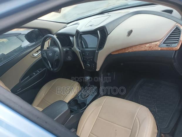 Hyundai Santa Fe 2014 Blue