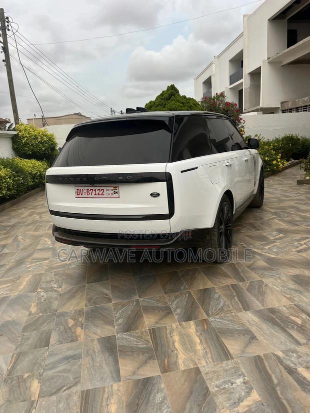Land Rover Range Rover Autobiography 2024 White