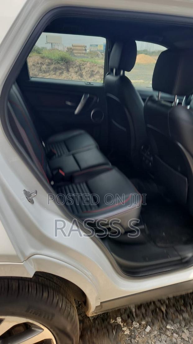 Land Rover Discovery Sport S R-Dynamic 2021 White
