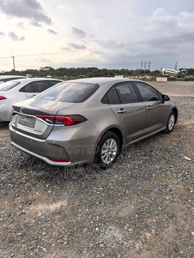 Toyota Corolla 2022 Gray