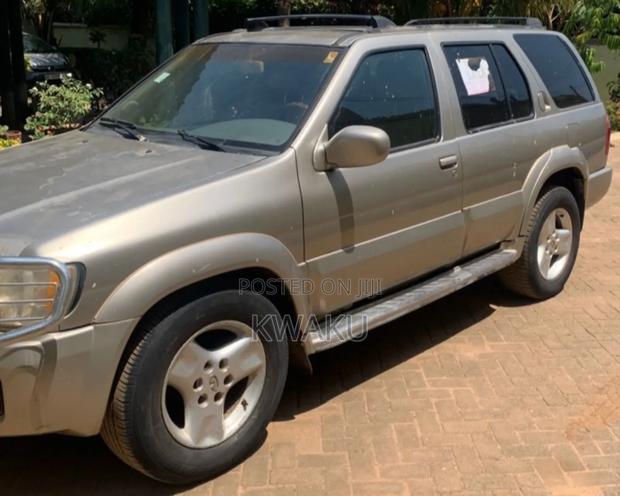 Infiniti QX4 2003 Brown
