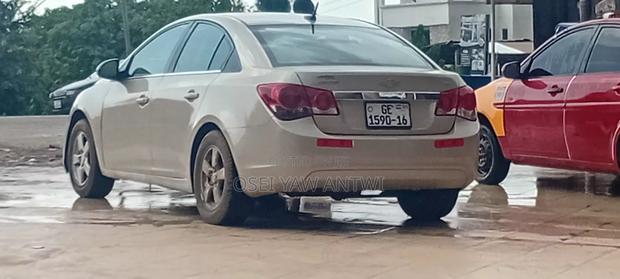 Chevrolet Cruze 1LT 2012 Gold