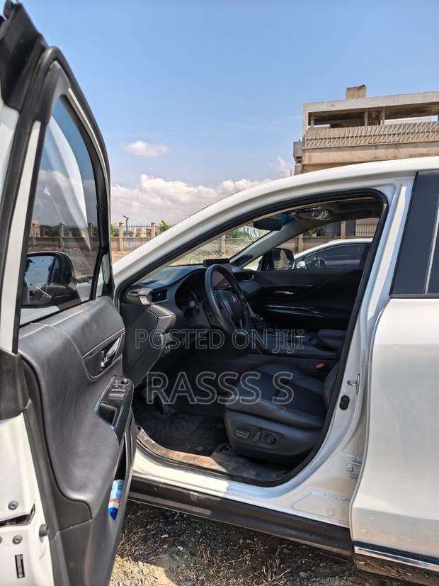 Toyota Venza Limited 2022 White