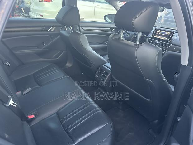 Honda Accord Touring 2.0T 2018 Black