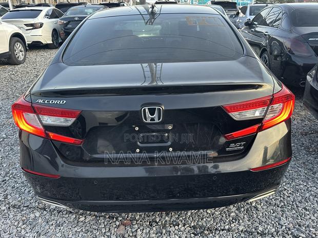 Honda Accord Touring 2.0T 2018 Black