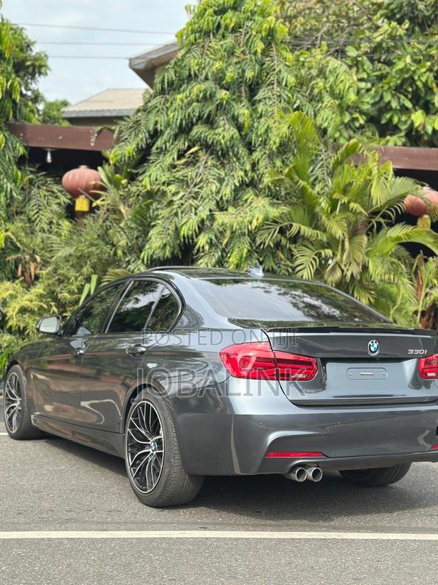 BMW 330i 2017 Gray