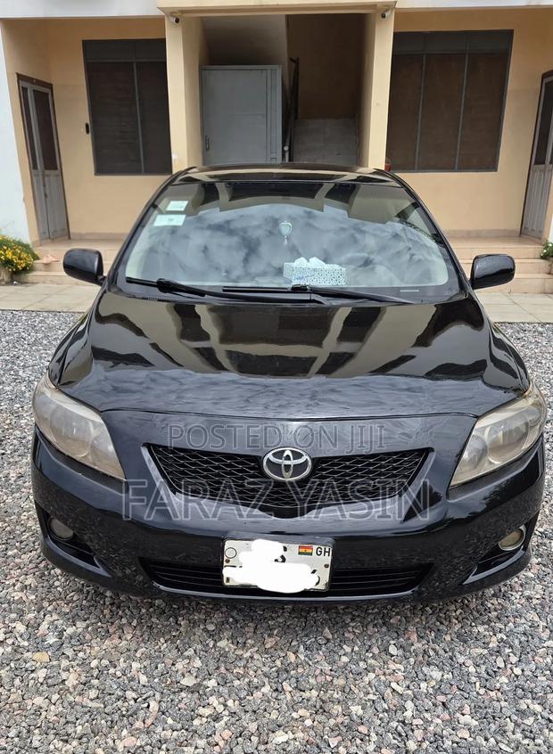 Toyota Corolla LE 4dr Sedan (1.8L 4cyl 4A) 2010 Black