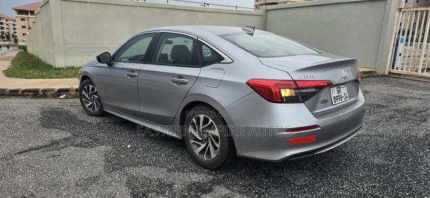 Honda Civic Sport 2022 Silver