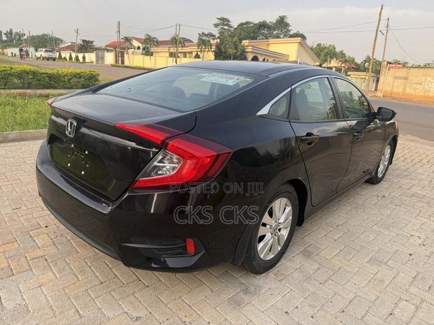 Honda Civic 2016 Black