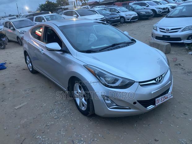 Hyundai Elantra 2016 Silver
