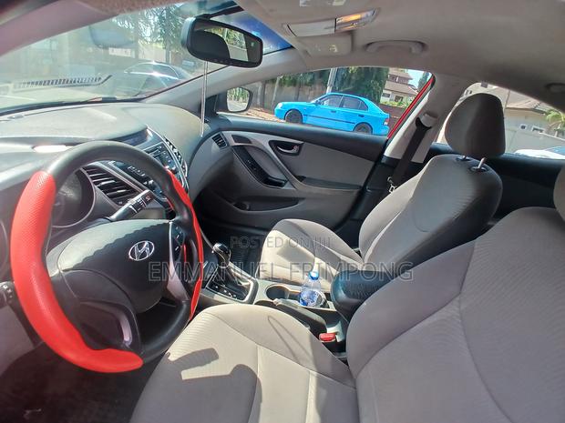 Hyundai Elantra 2015 Red