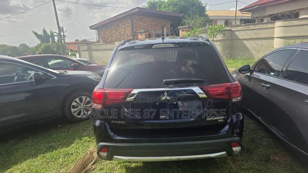 Mitsubishi Outlander SEL AWC 2017 Blue