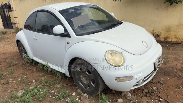 Volkswagen Beetle 2008 White