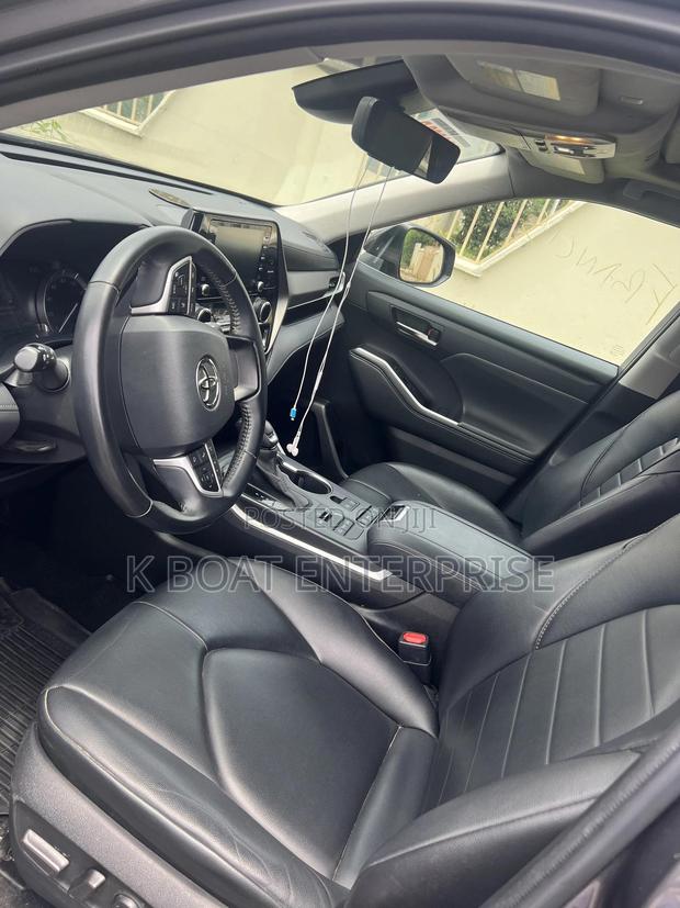 Toyota Highlander XSE 2021 Gray
