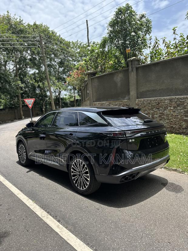 Exeed TX 2024 Black