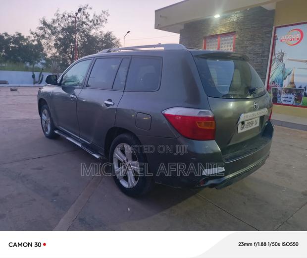 Toyota Highlander Limited 2010