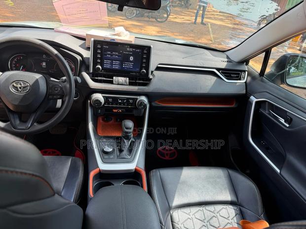 Toyota RAV4 Adventure AWD 2020 Gray