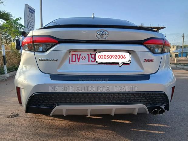 Toyota Corolla 2020 Silver