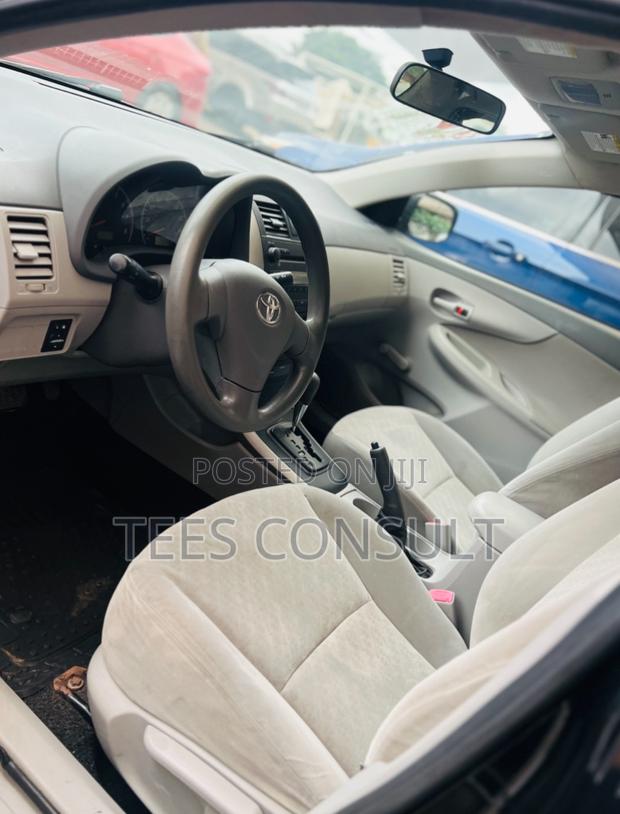 Toyota Corolla 2008 Black