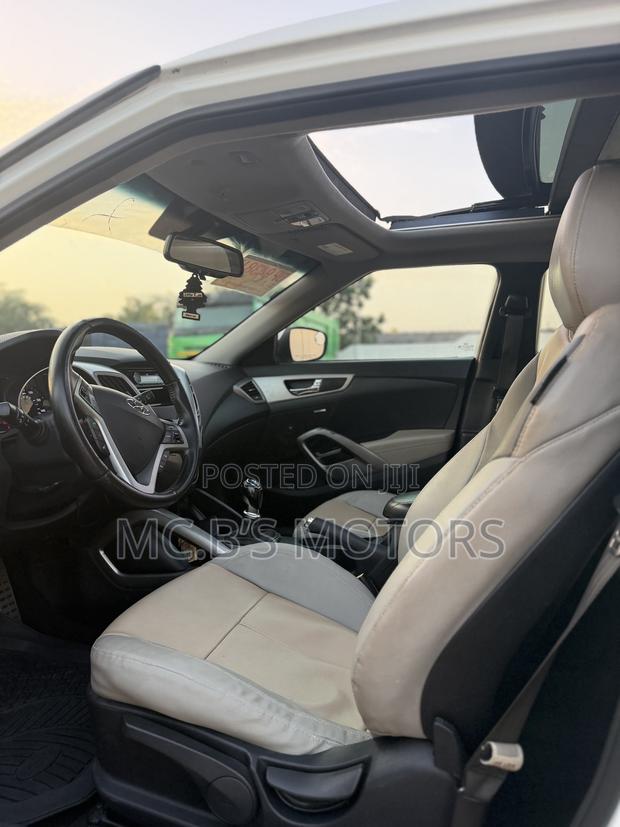 Hyundai Veloster Turbo 2016 White