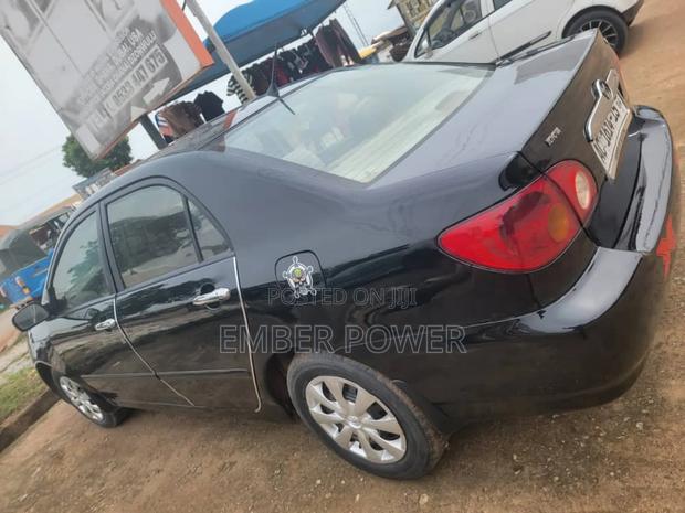 Toyota Corolla 2010 Black