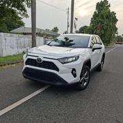 Toyota RAV4 LE 2022 White for sale