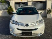 Toyota RAV4 XLE 4dr SUV (2.5L 4cyl 6A) 2015 White for sale