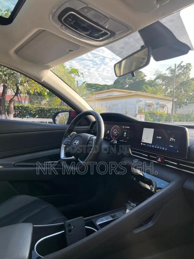 Hyundai Elantra SEL 2021 Red