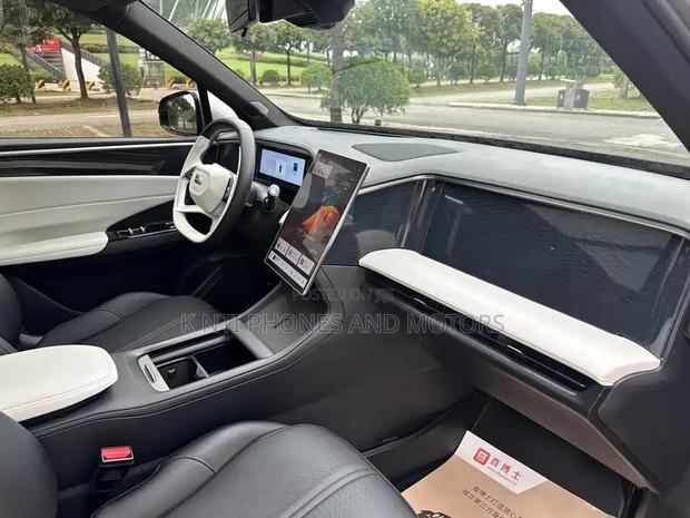 New Geely Galaxy L7 2025 Gray