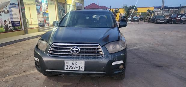 Toyota Highlander Limited 2010