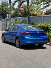 Hyundai Elantra SE Sedan FWD (2.0L 4cyl 6M) 2017 Blue for sale