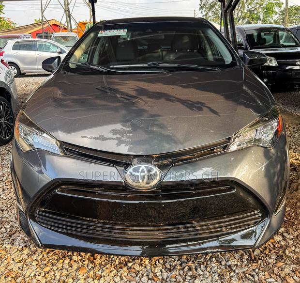 Toyota Corolla LE 4dr Sedan (1.8L 4cyl CVT) 2017 Gray