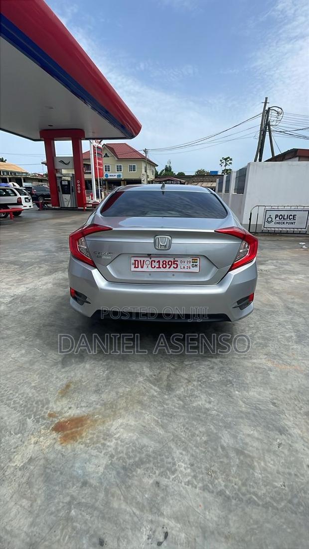 Honda Civic 2017 Silver
