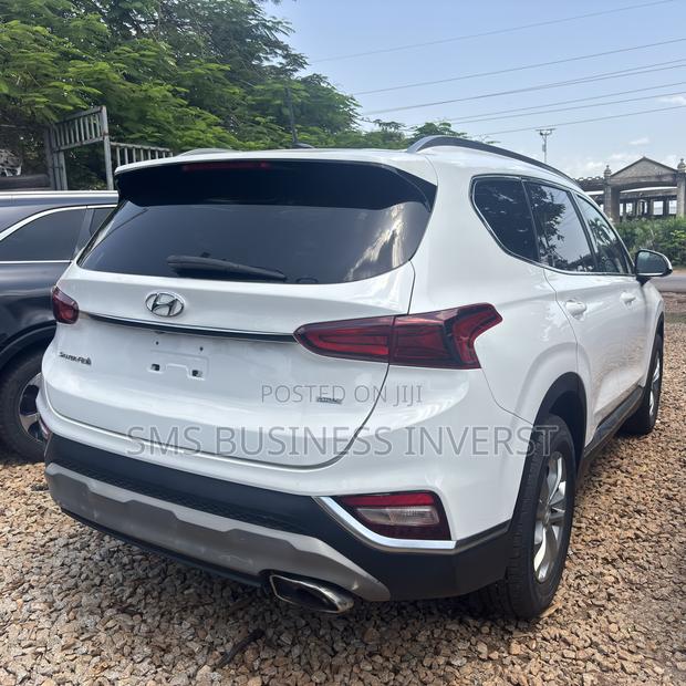 Hyundai Santa Fe SE AWD 2017 White